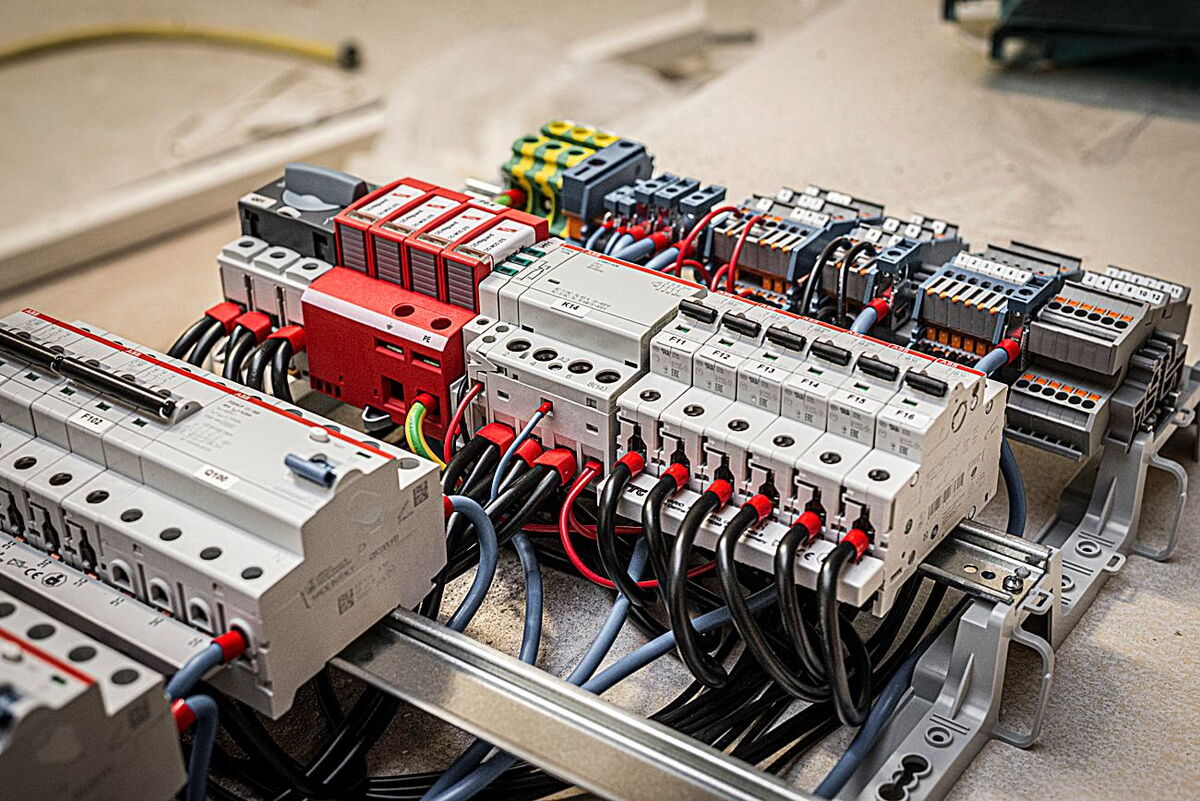 Foto Elektroinstallation Schuster Elektrotechnik Nebelschütz GmbH